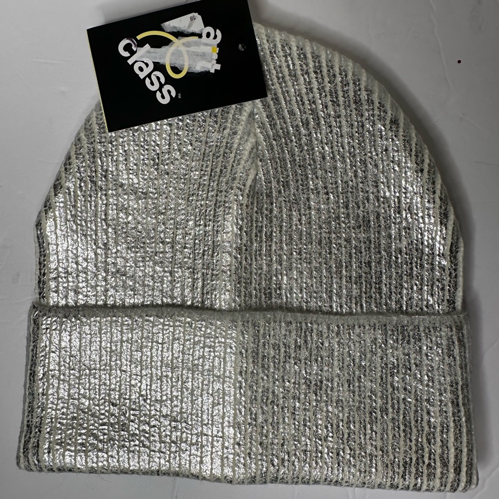 Art Class Silver Metallic Rib‎ Knit Cuffed Beanie Hat OSFM NWT